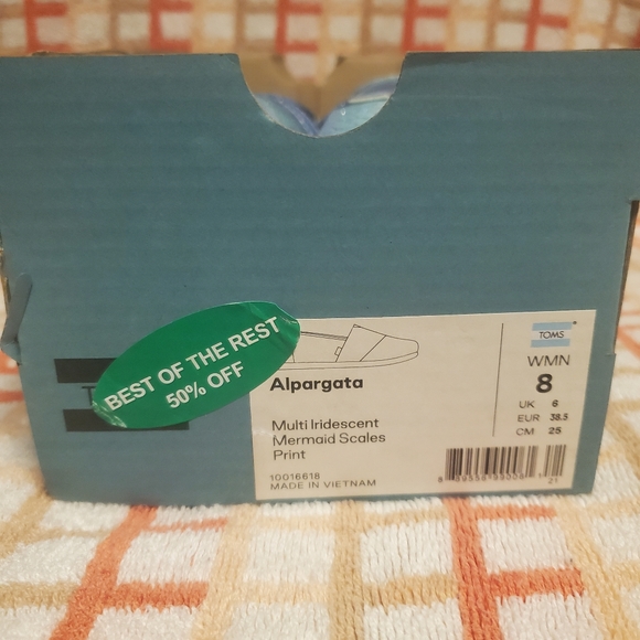 Toms Alpargata mermaid scales print size 8 - Picture 2 of 5